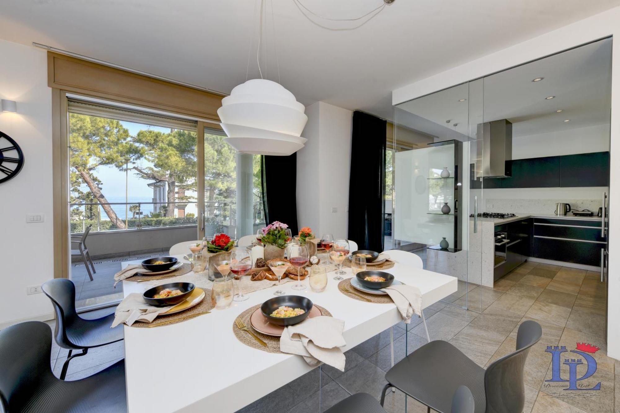 Desenzanoloft Official Partner Marriott Homes & Villas - Oscar Luxury Suite Desenzano del Garda Exterior foto